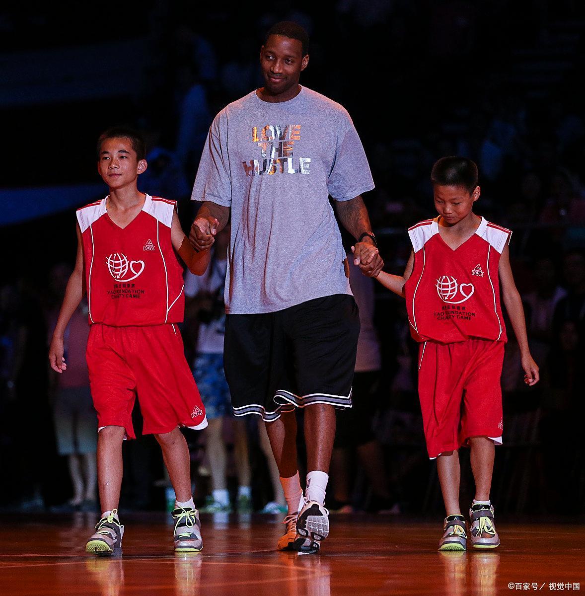 杨瀚森能否立足NBA？麦迪深度分析给出明确答案