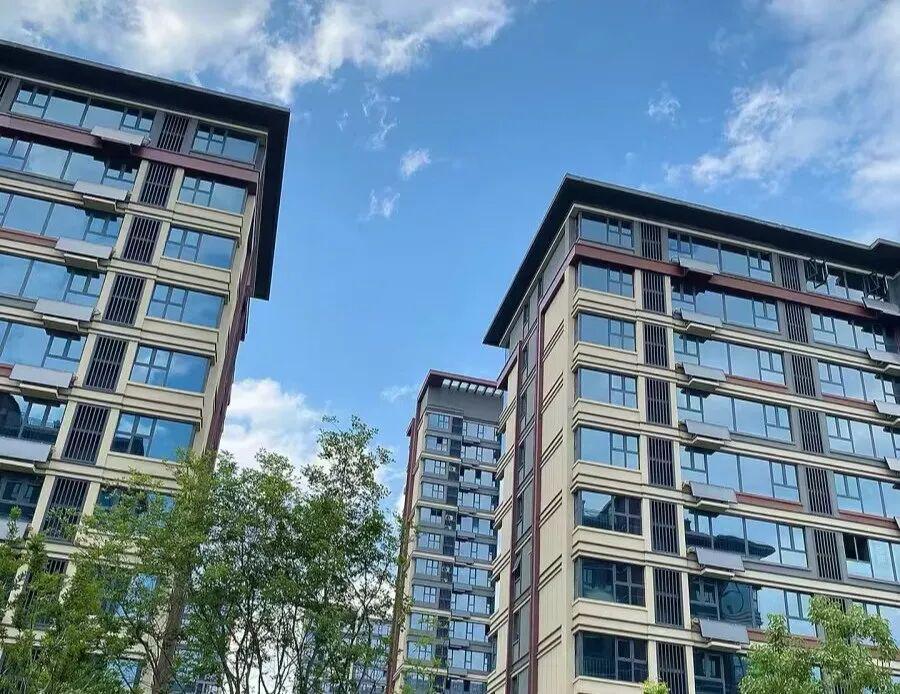 当下卖房是明智之选还是错误决定？内行人深度解析