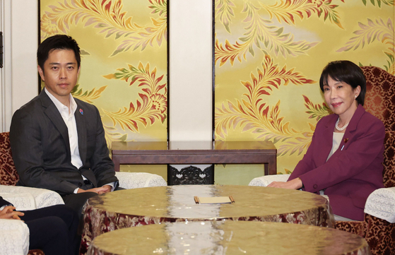 锁定胜局？高市早苗“策反”对手翻盘，在野党联盟9天瓦解，候选人痛斥维新会