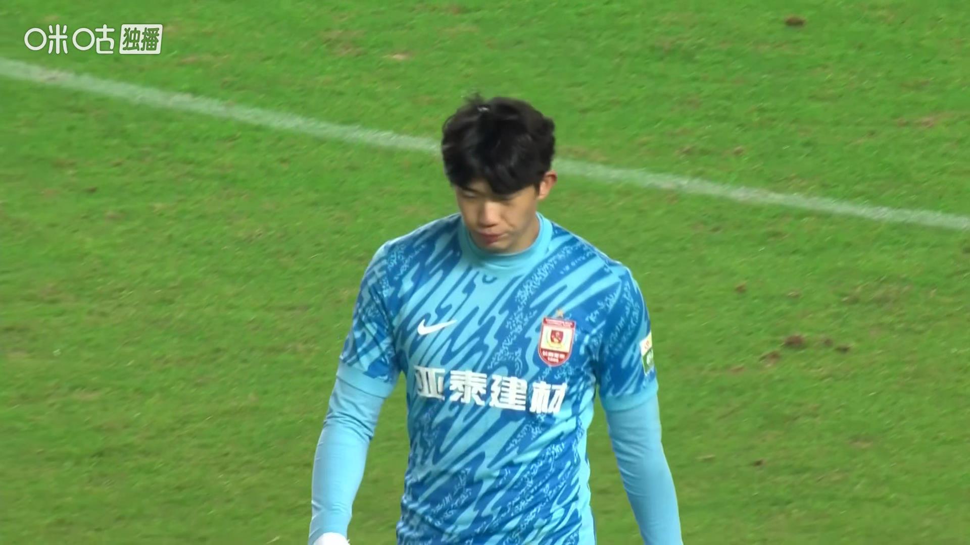 中超第27轮积分榜：11队超30分，3队争冠，降级4队争2席