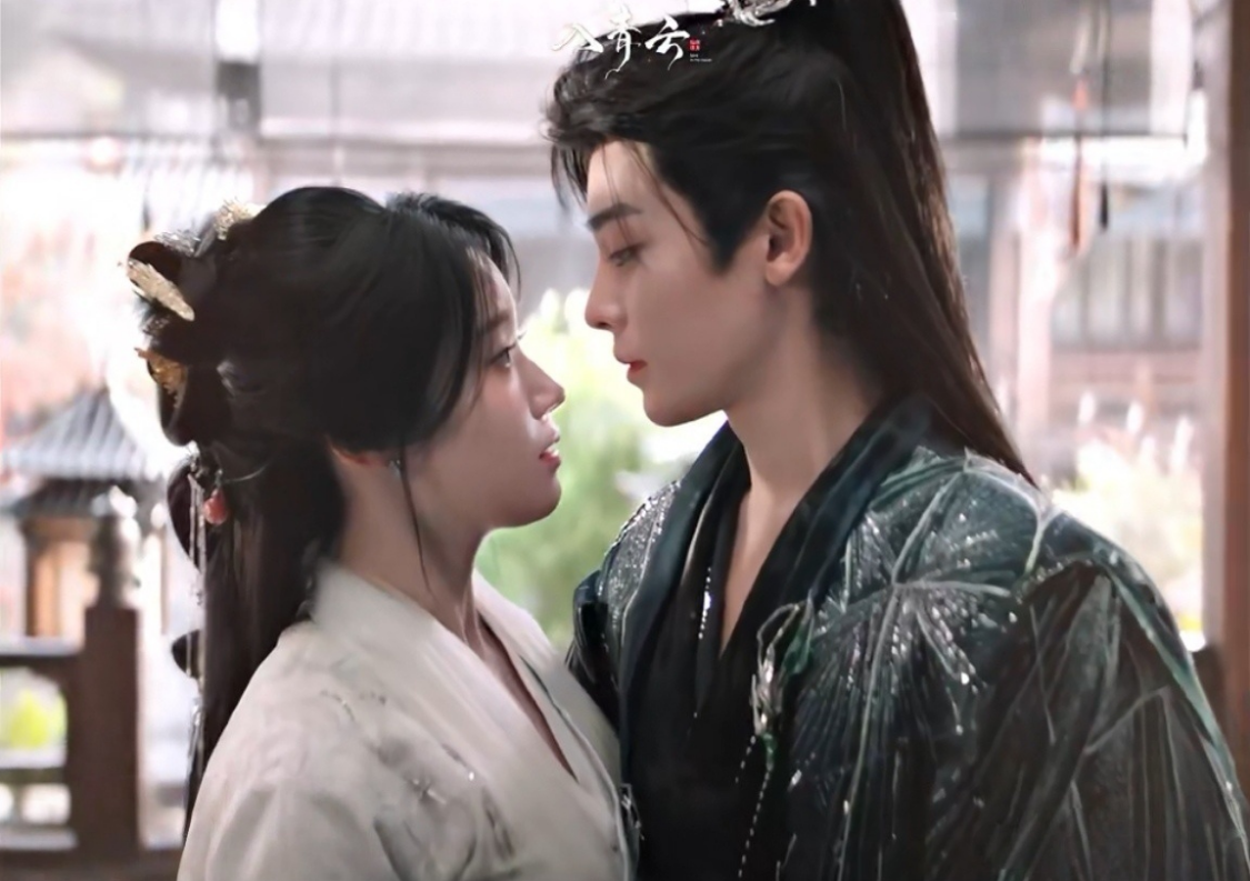 入青云：明意身份揭晓，纪伯宰强吻示爱甜度爆表