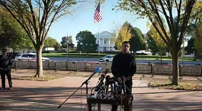 泽连斯基白宫马路对面‘摆摊’发言，场景引发热议