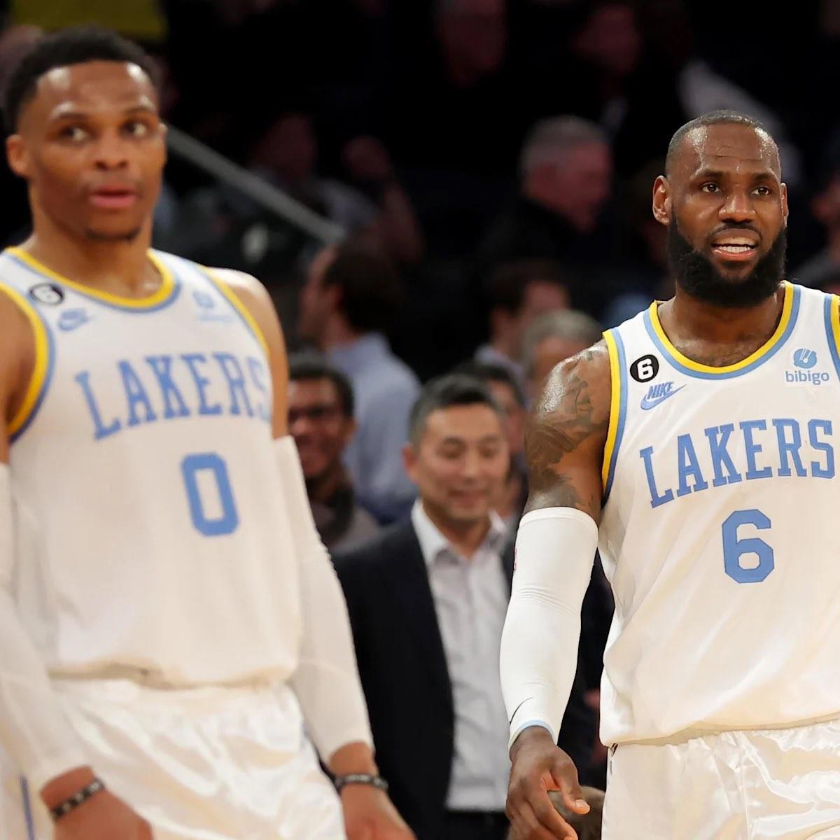 威少詹姆斯矛盾升级：记者揭露威少厌恶詹姆斯虚伪行为