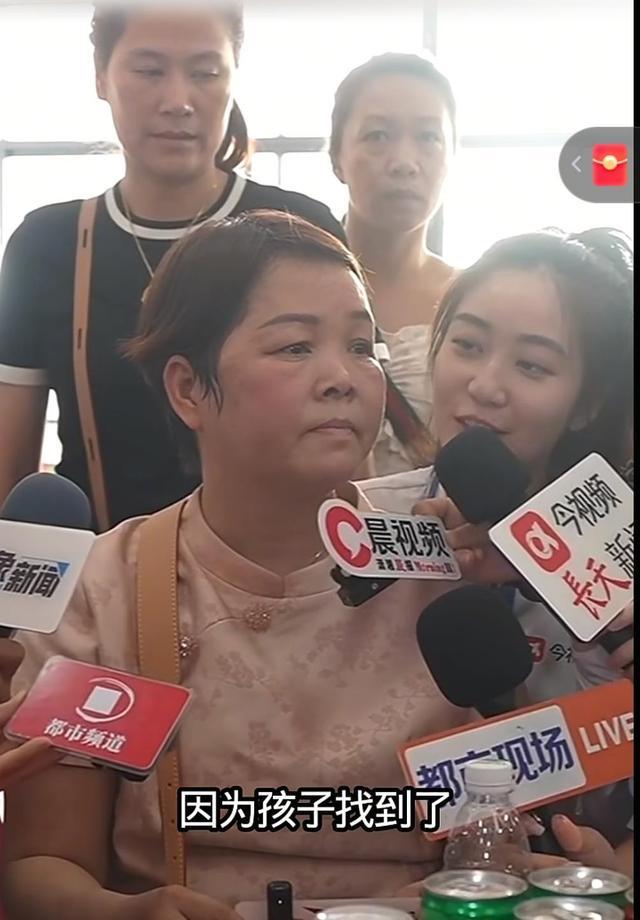 叶锐聪认祖归宗首夜趣事，答谢宴菜单与家庭温情曝光