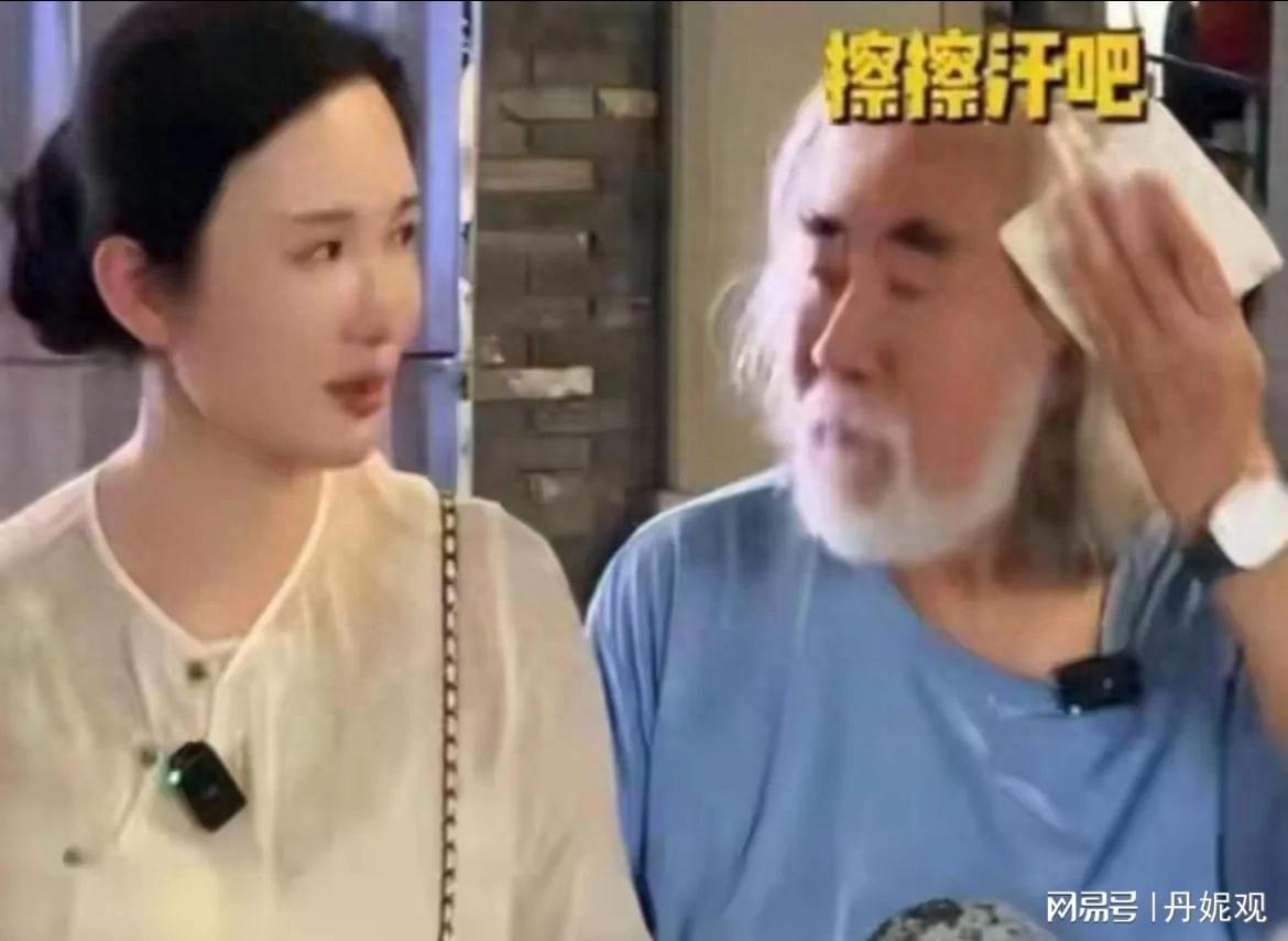 74岁张纪中与小30岁妻子婚姻现状：晚年幸福引热议