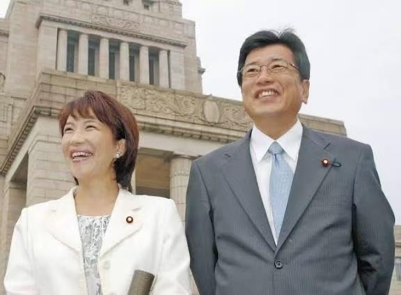 日本首位女首相高市早苗：与丈夫离婚又复婚，丈夫冠妻姓成焦点