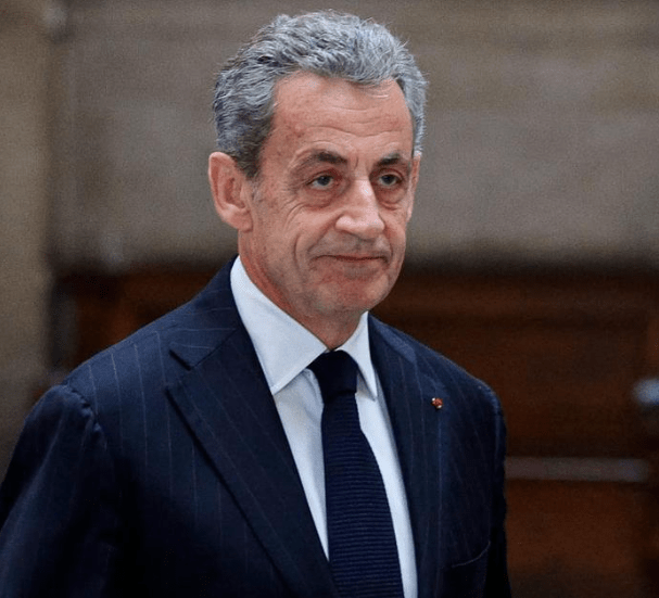 法国前总统萨科齐因涉案入狱，五年监禁判决生效