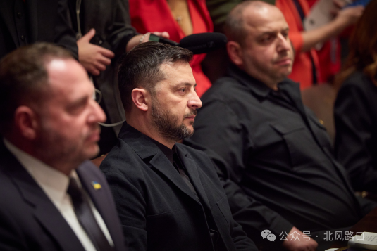 施压乌克兰，帮助无法获胜的俄罗斯，特朗普为了什么？