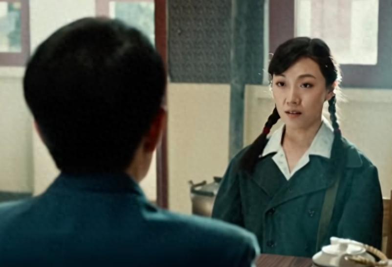 油头粉面演知青遭吐槽，张凯丽女儿张可盈新剧表现引争议