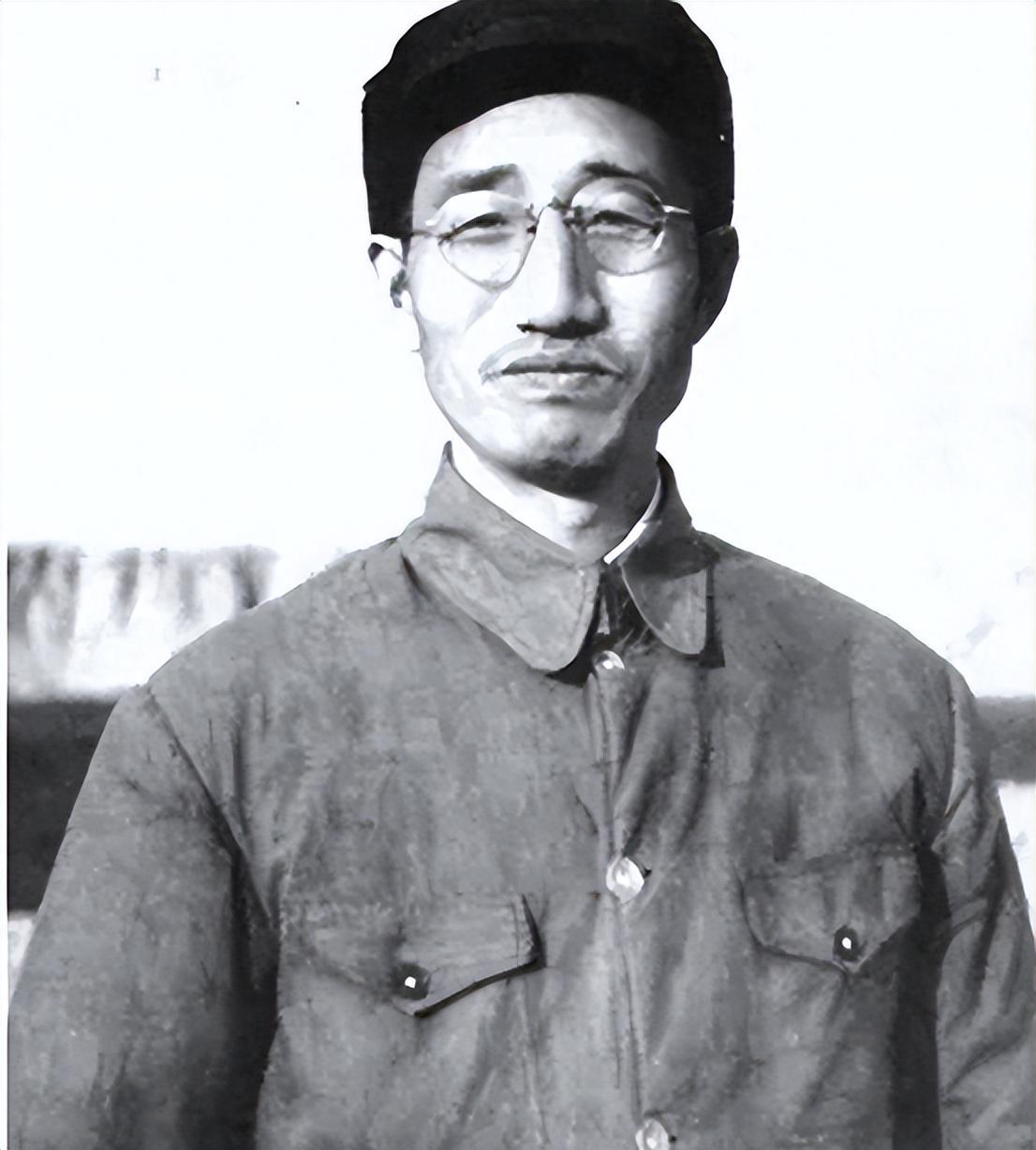 徐向前赴山东任司令，为何未直接指挥罗荣桓？毛主席三次调整揭秘