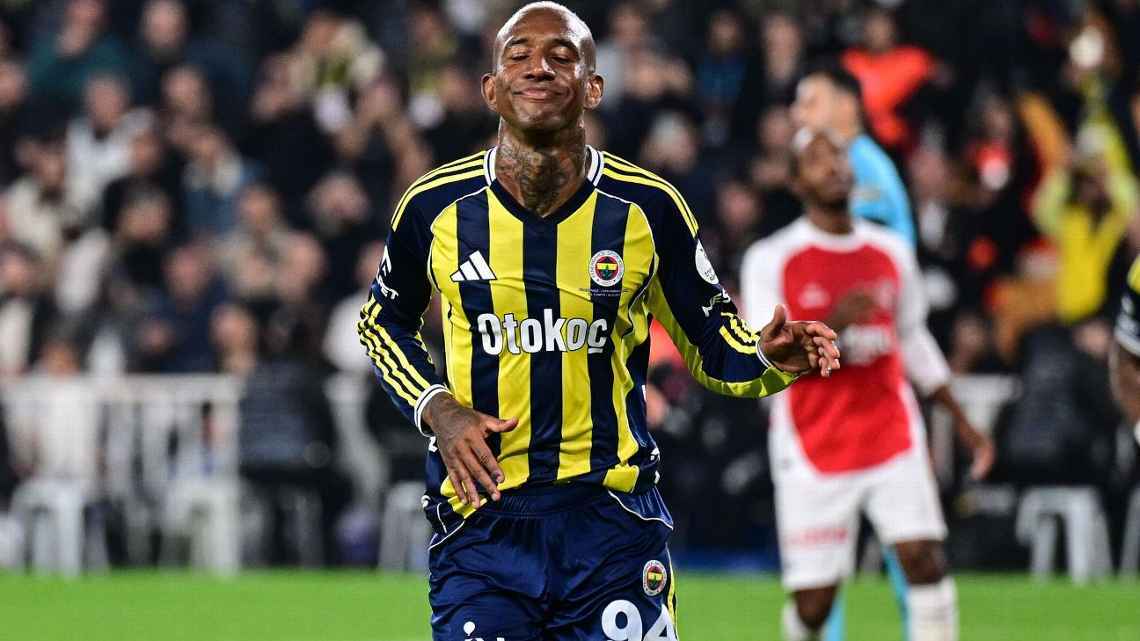 ESPN独家：塔利斯卡欲离队费内巴切，或2026年回归巴西