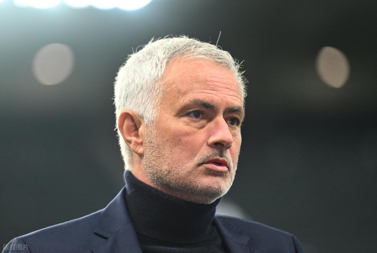 62岁穆帅率本菲卡0-3负英超第14纽卡，欧冠三连败创尴尬纪录