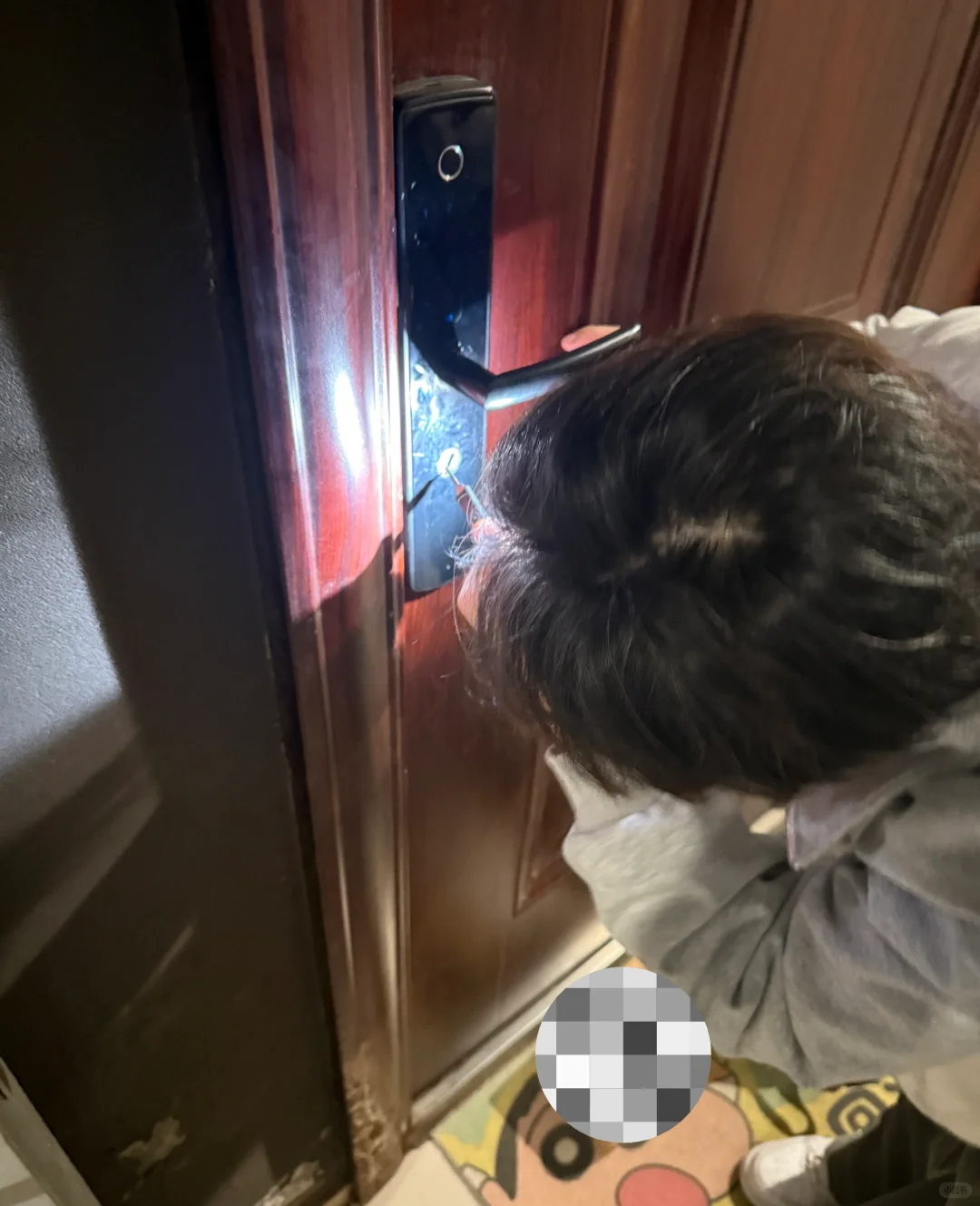 指纹锁为何逐渐退出中国家庭？开锁师傅揭秘真相！