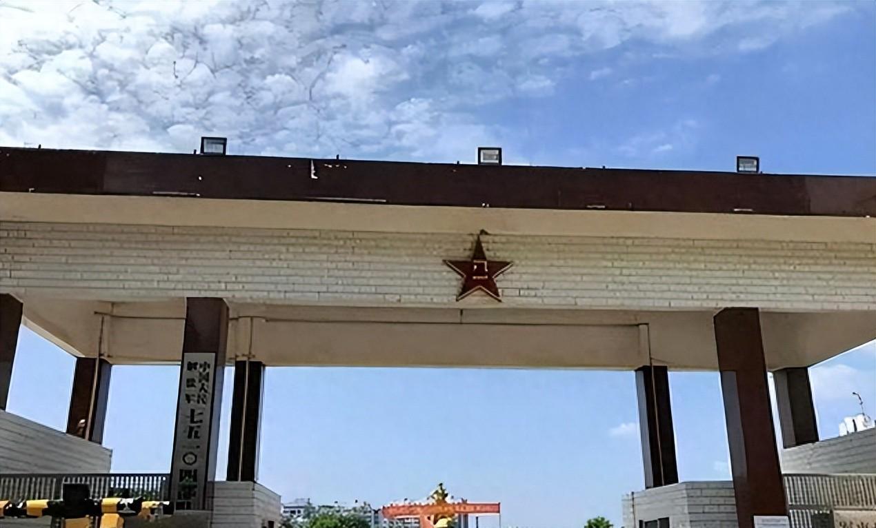 90年牺牲40年的烈士突然找到部队：课本上说我牺牲了，可我还活着