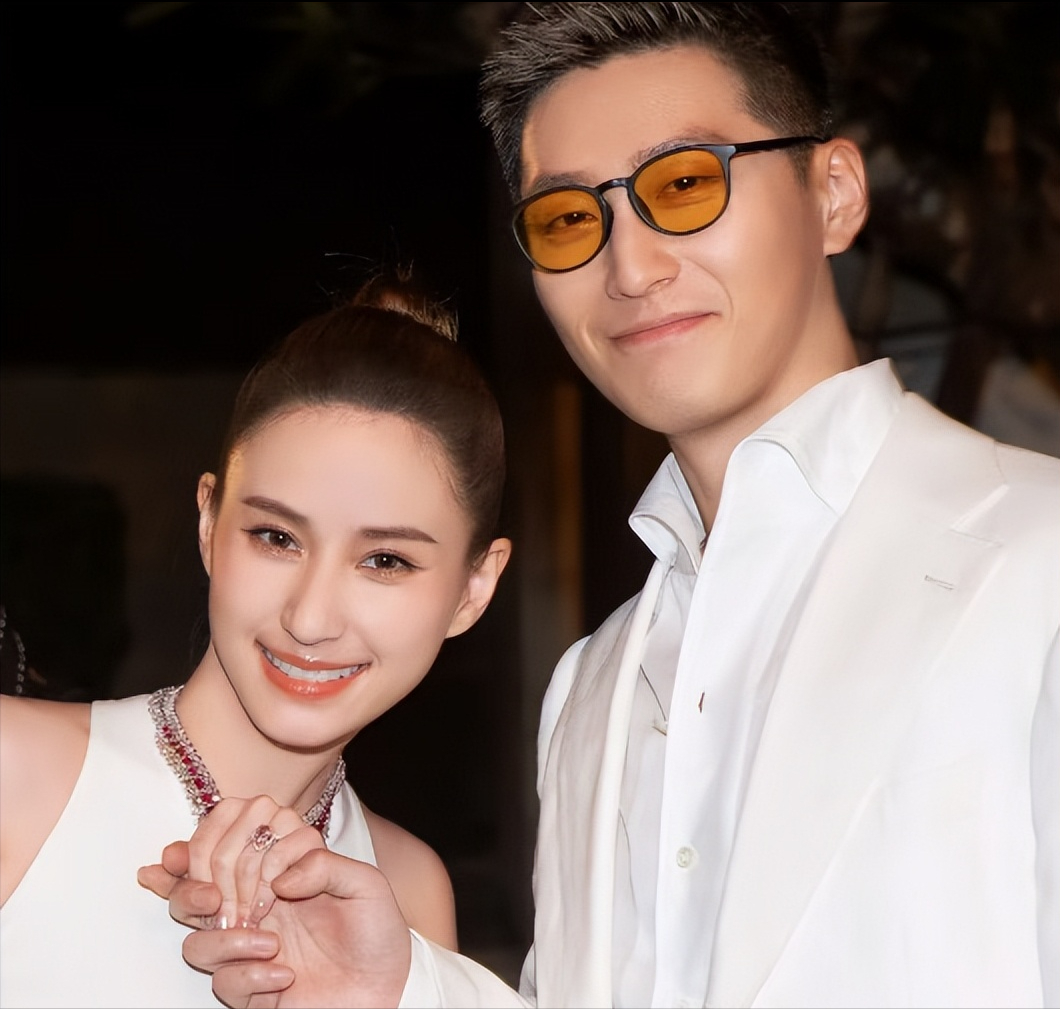 何超莲向路人辟谣婚变！业内曝窦骁遭遇豪门杀猪盘，被女方当跳板