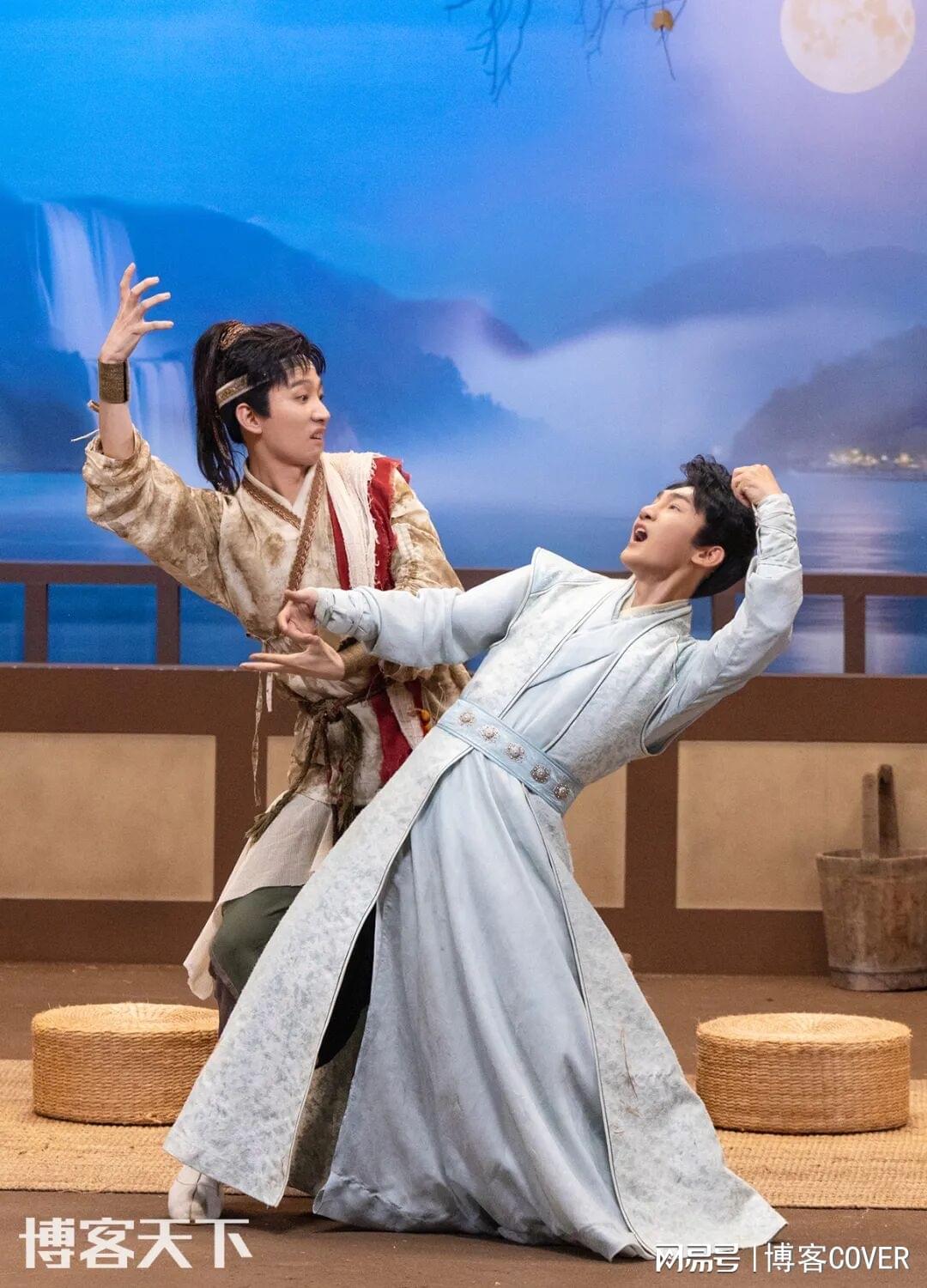 从“断联”到“复联”，蒋龙、张弛经历了什么？