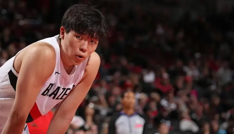 中国球员NBA首秀全回顾：易建联9分领衔，3人首秀0分