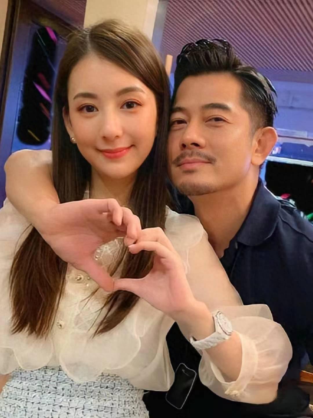 60岁郭富城官宣三胎得女，三宝正脸曝光萌翻网友