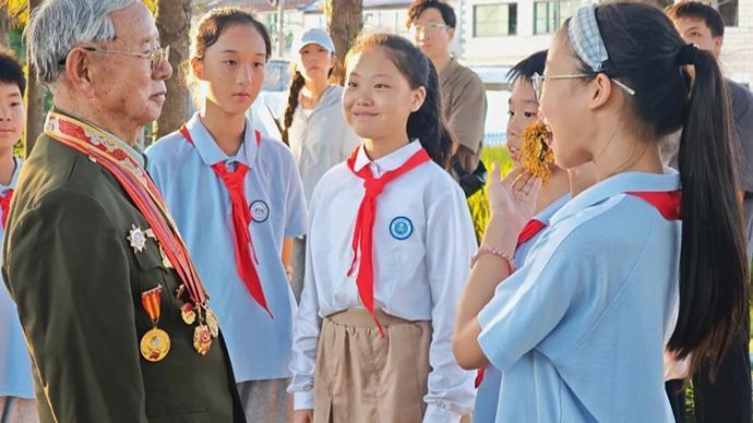 三代传承家国情怀，上海市退役军人事务局微短剧《阅兵式》温情上线