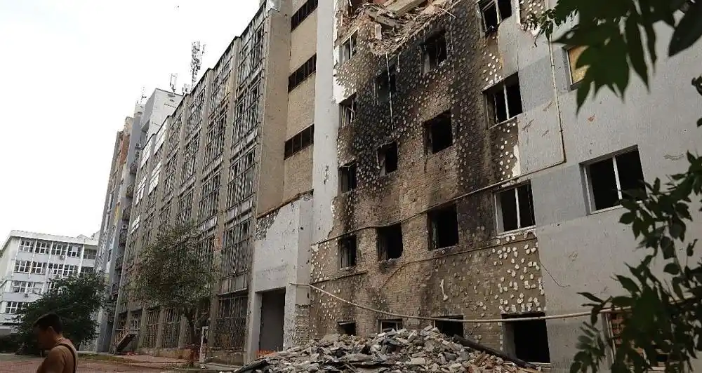 扎波罗热水电站遭袭：120万人断电，核安全警报拉响