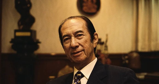 赌王何鸿燊增寿秘闻：种生基、天价补脑针与七星灯续命传奇