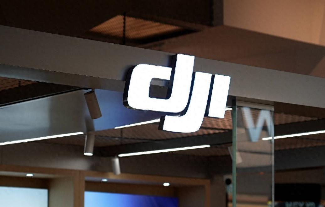 大疆激进降价揭秘：以利润换市场，阻击手机巨头跨界