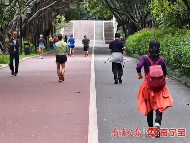 广西气温骤降至9.4℃！回暖在即，短袖或再登场