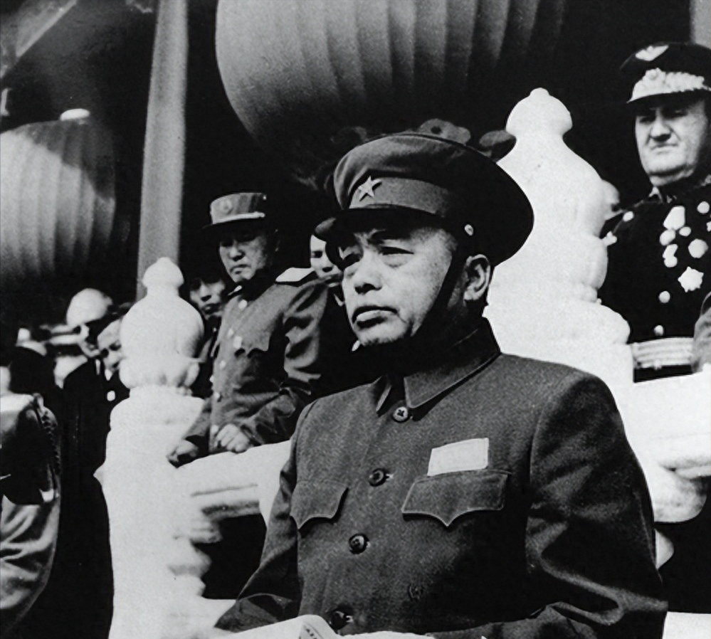 庐山会议后景希珍不离不弃：彭德怀警卫参谋的忠诚与结局