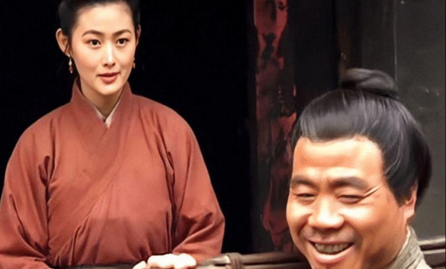 潘金莲与西门庆半月私情，武大郎为何不闻不问？武松早有察觉