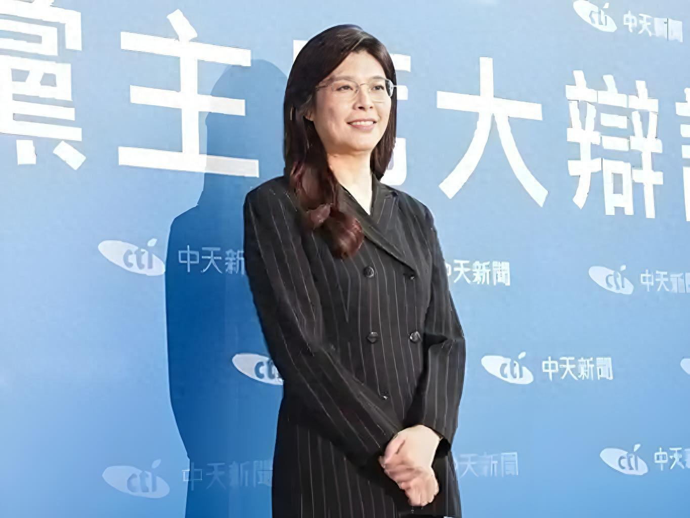 郑丽文还没踏上访陆专机，台湾重要资产遭转移，朱立伦做重大决定