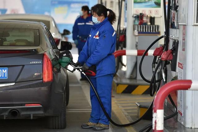 油价即将重返6元时代，10月27日调价窗口开启