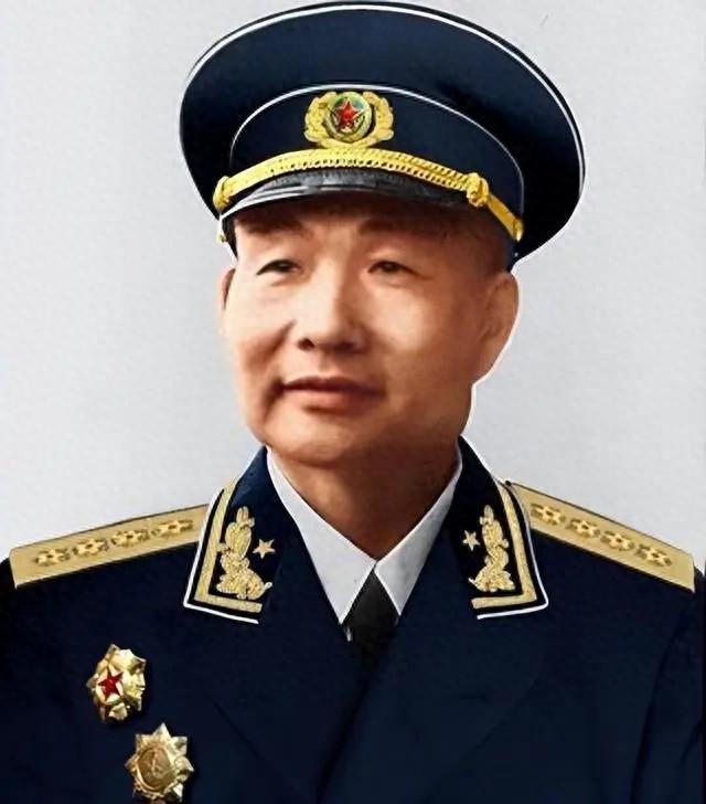 开国大将萧劲光：6子3将军2副主席，虎父无犬子传奇家风