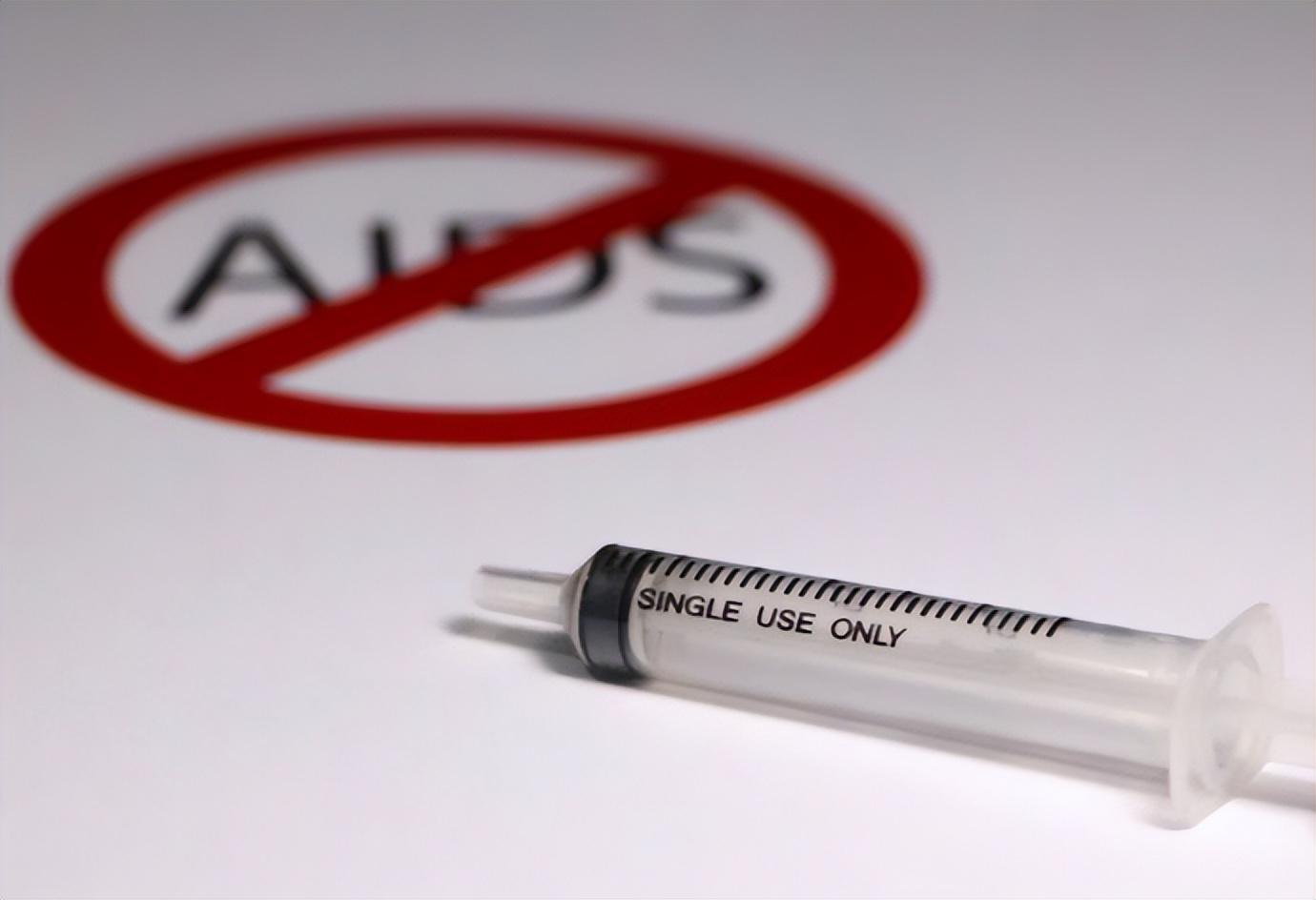 27岁北京芭蕾女老师确诊艾滋病，流泪坦言：早有异常，当时没重视