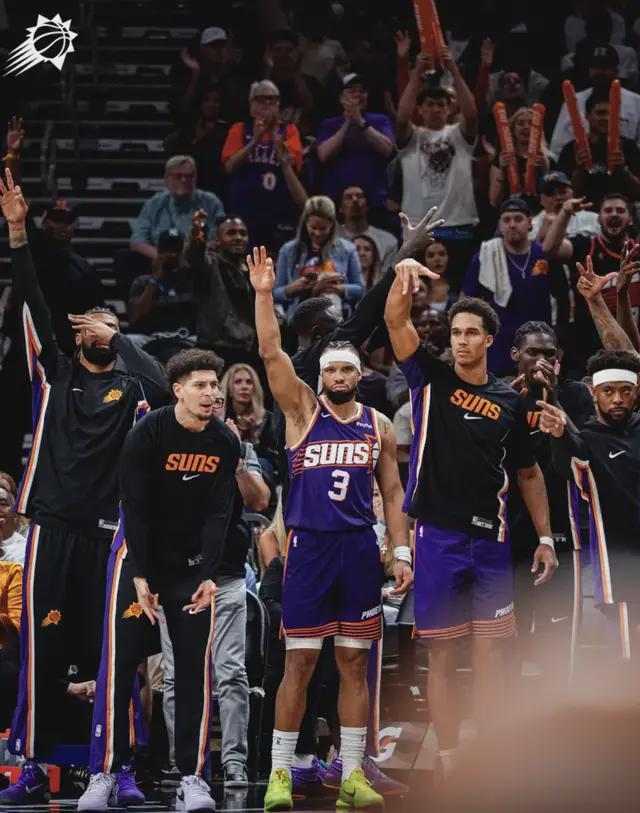 太阳20分大逆转！布克31+5狄龙22+4，威少首秀6+6状态回暖