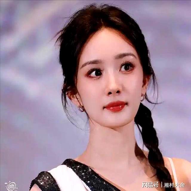 赵丽颖坦言“消失”真相：专注陪伴家人背后的温暖故事