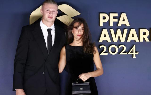 哈兰德自曝饮食日常：我活着就是为了吃，女友踢球似吉格斯