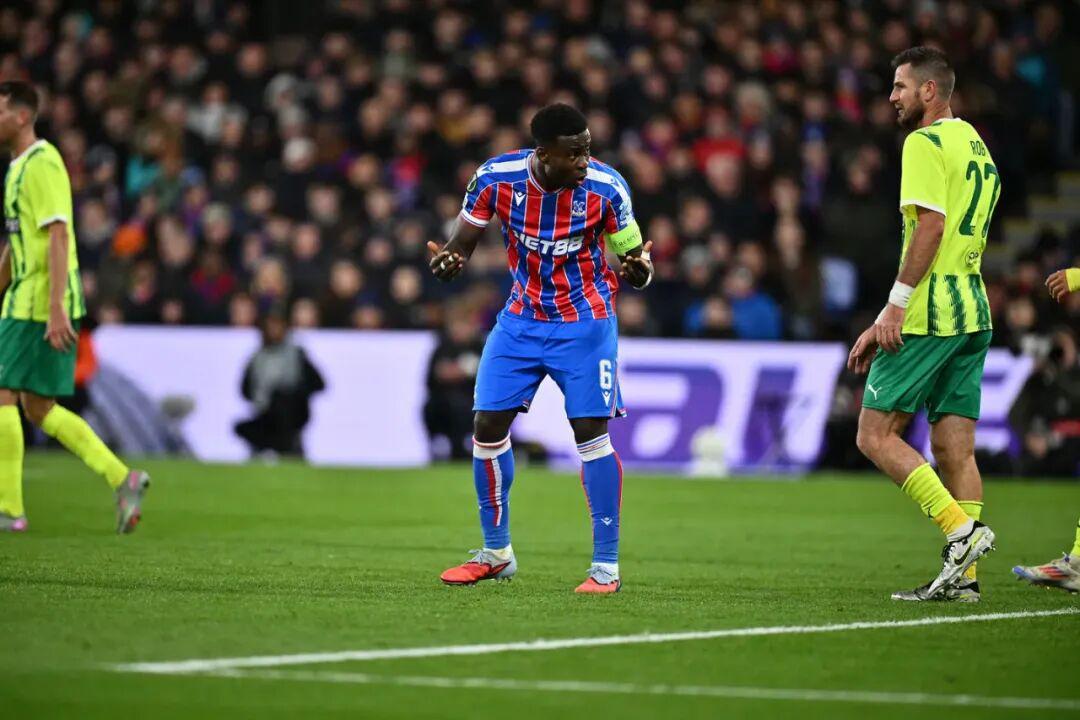 欧联杯欧协联双冷门！英超两队遭逆转首败，前进之鹰AEK拉纳卡爆冷