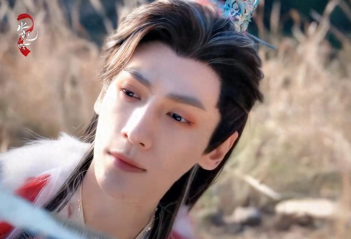 《水龙吟》口碑井喷，本是冲着罗云熙来看的，却被37岁男配角抢镜