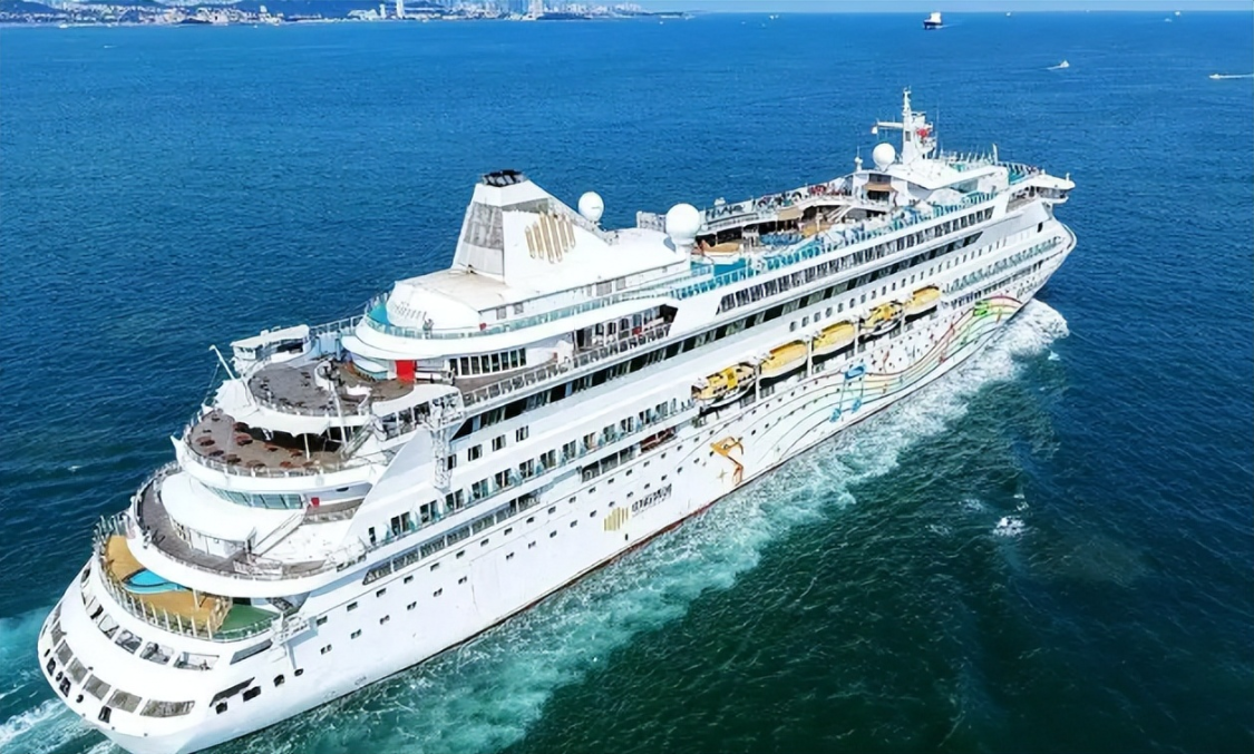 美邮轮取消挂靠上海港现场