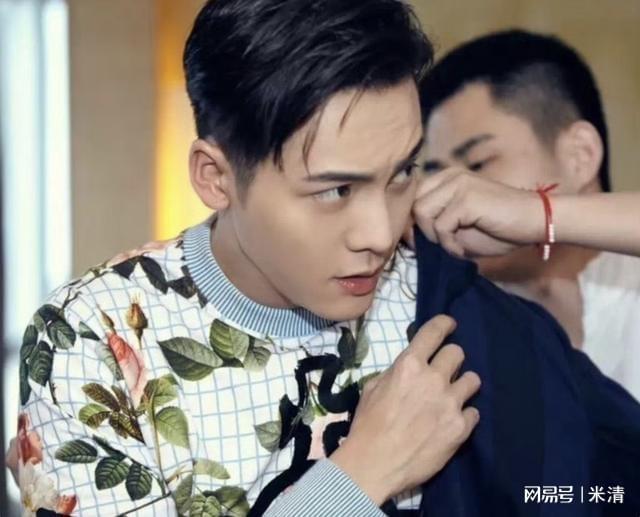 长得像花心大萝卜，实际长情又孝顺，40岁男演员官宣升级当爸爸！