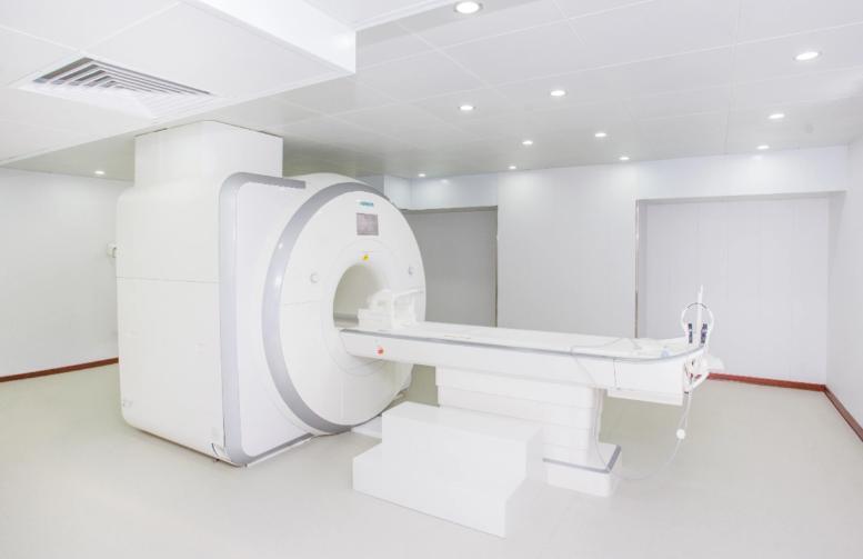 国产核磁共振设备价格暴跌90%，打破西方垄断重塑全球医疗格局