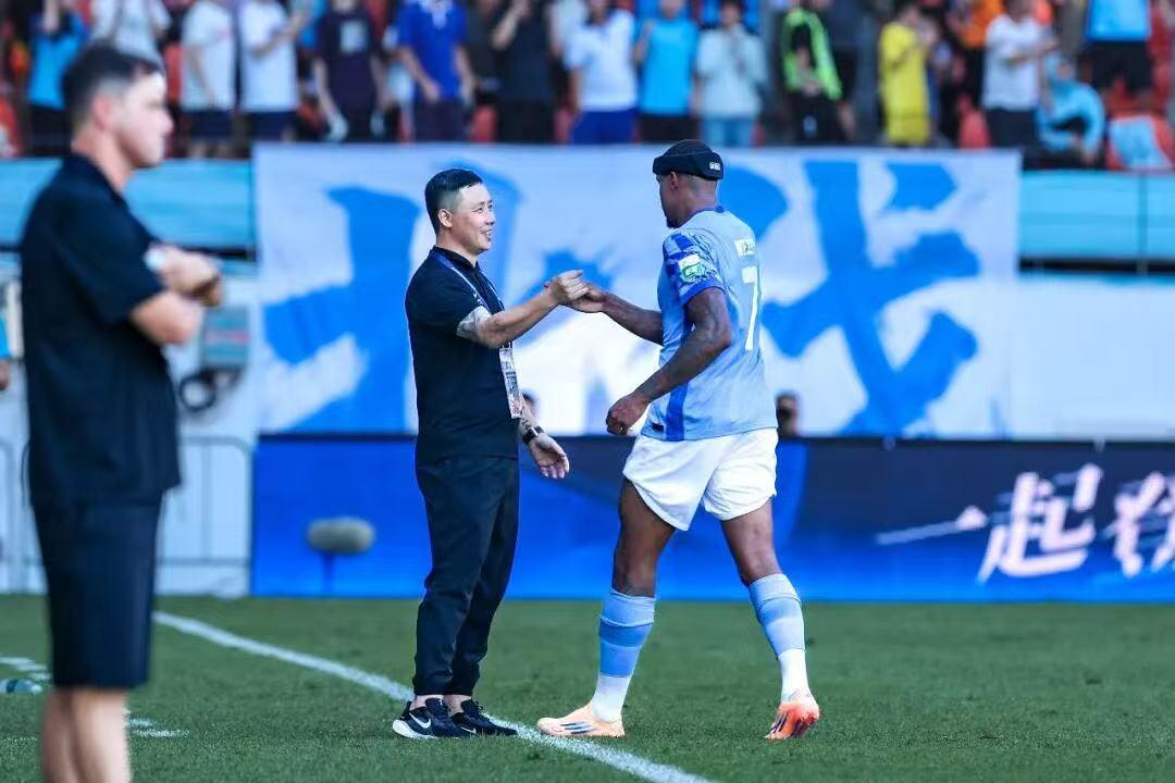 陈涛：输给邓卓翔但幸运取胜，深圳新鹏城保级仍未稳