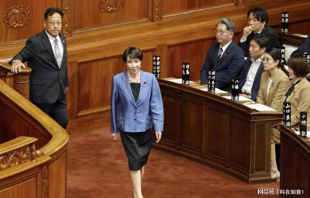 高市早苗或成日本‘短命’首相？多重困境待解