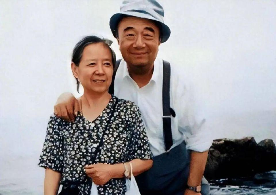 李丁离世11年后儿子也病逝，妻子贾九霄的悲痛人生