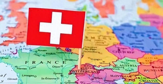 俄乌冲突三年：乌克兰未倒，瑞士百年中立为何先崩盘？