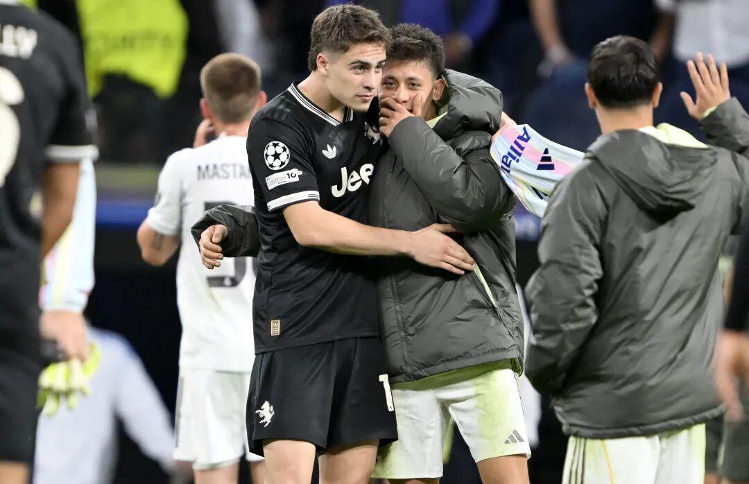 皇马引援新目标！经纪人：阿隆索力挺伊尔迪兹，愿为其放弃全队