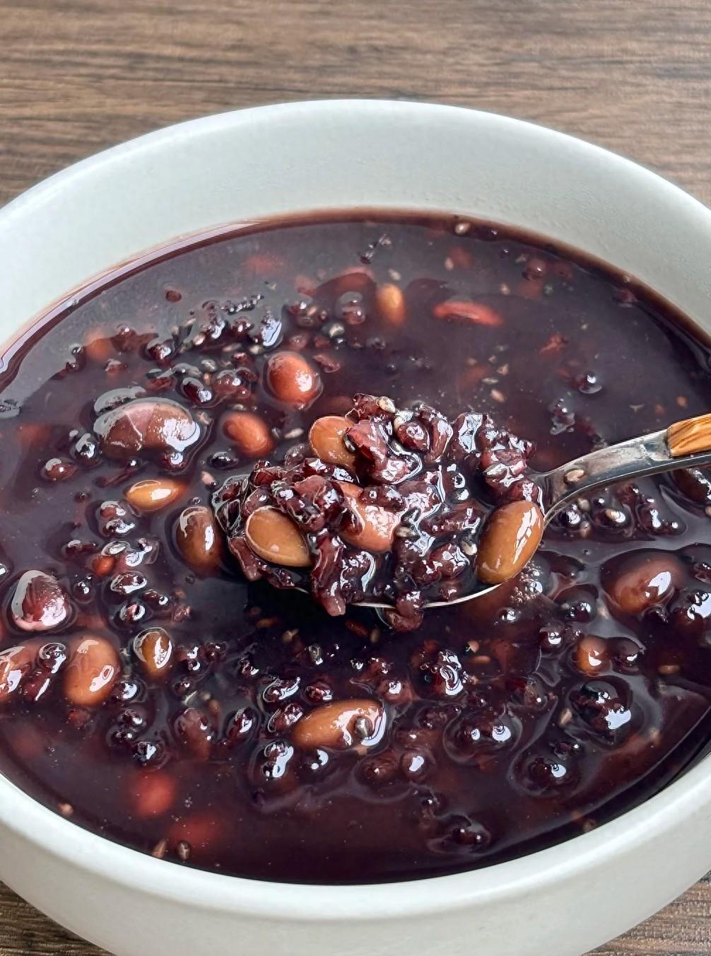 秋天不养发，一年没头发！建议常吃这3种食物，养发护发改善脱发