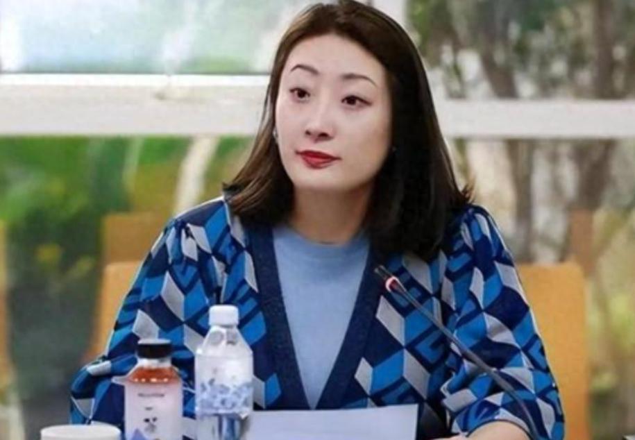 顶级反转，时隔41天，宗馥莉夺回娃哈哈使用权，宗泽后成“笑话”