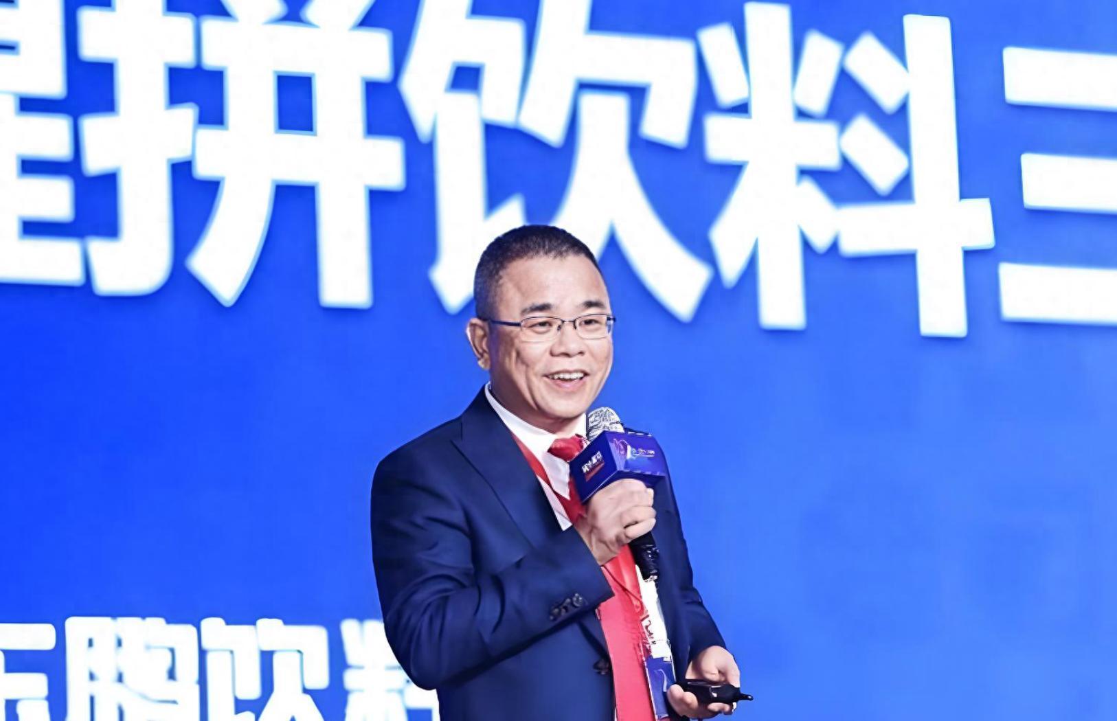 东鹏饮料2025年Q3营收61亿，净利增42%冲刺港股IPO