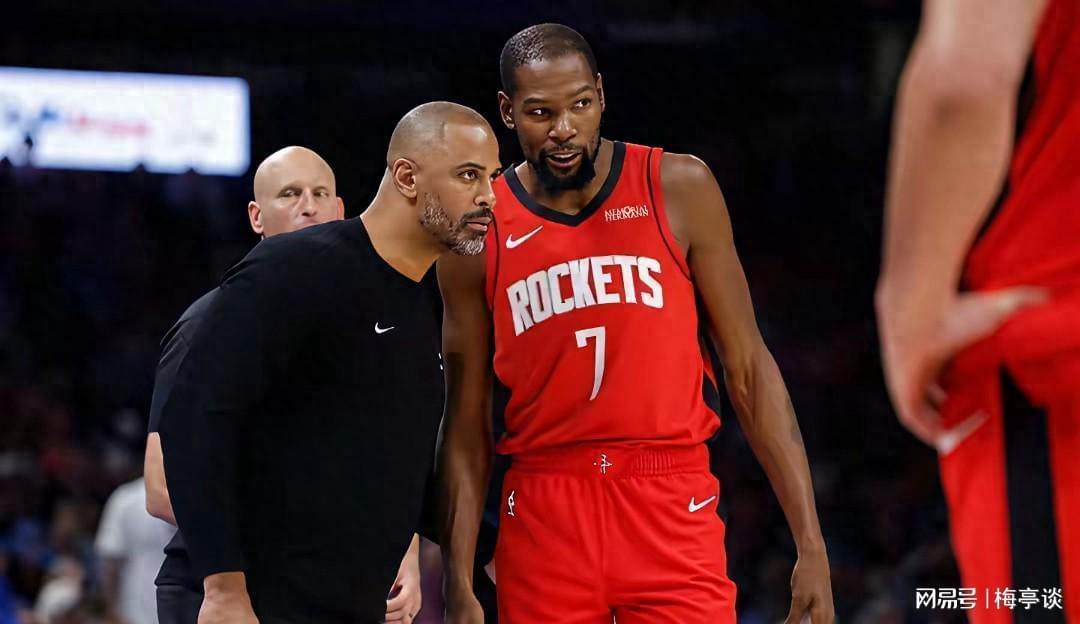 火箭倒数第1，再传3个坏消息，乌度卡新战术崩了，这个球员能救命